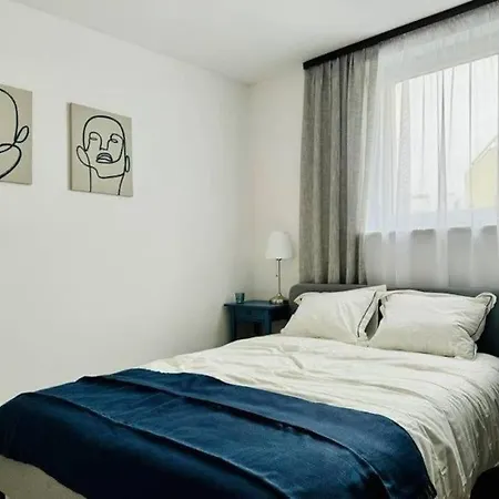 With Balcony Near Bulwary Wislane Wwa67 Apartamento