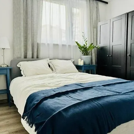 Apartamento With Balcony Near Bulwary Wislane Wwa67 Varsovia