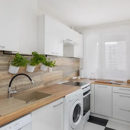 With Balcony Near Bulwary Wislane Wwa67 Apartamento Varsovia