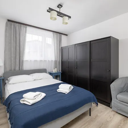 With Balcony Near Bulwary Wislane Wwa67