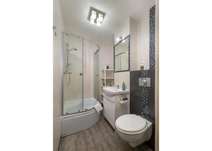 Apartment With Balcony Near Bulwary Wislane Wwa67