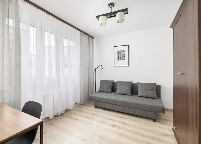 Apartment With Balcony Near Bulwary Wislane Wwa67